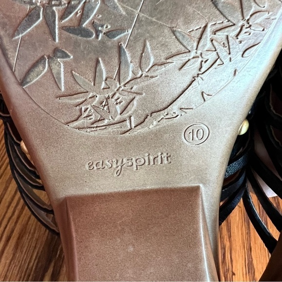 Easy Spirit Sedaisy Black Sandals. Size 10 - Picture 3 of 7